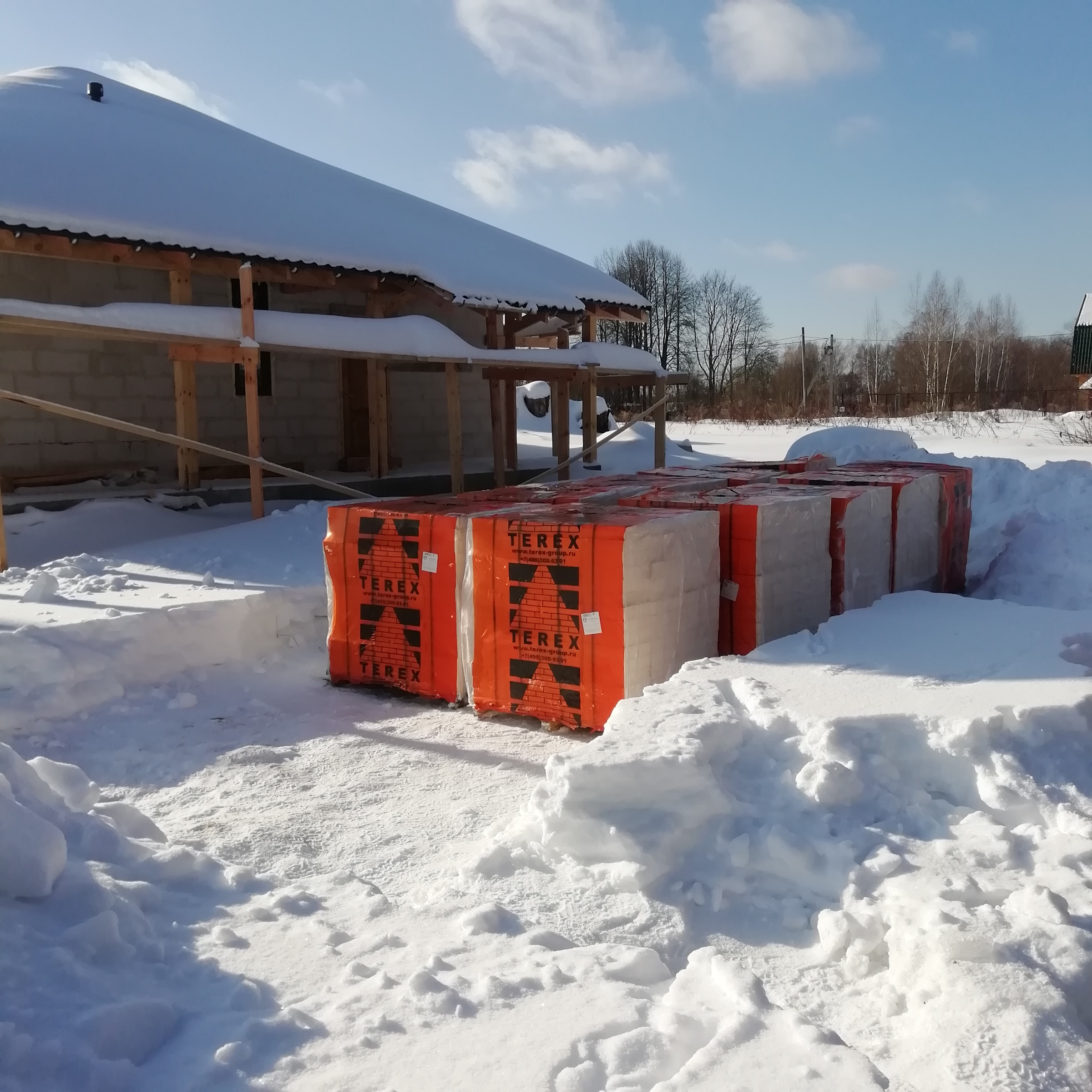 Одноэтажный дом из газобетона с облицовкой кирпичом 10х11, 96 м2.: Построенный объект
